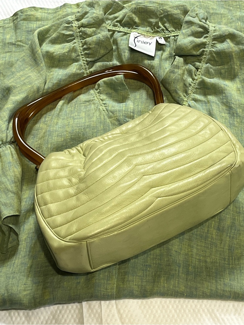 Vintage 60s MM (Morris Moskowitz) Capeskin Bag Light Green Lucite Handle